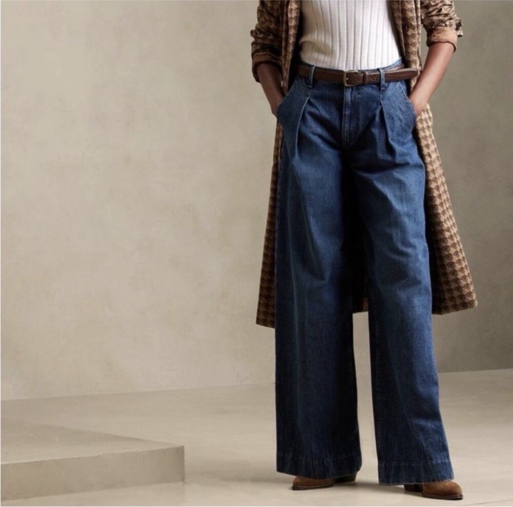 Banana Republic High Rise Relaxed Wide Leg Pleated Jeans Petite 28P Trouser Blue